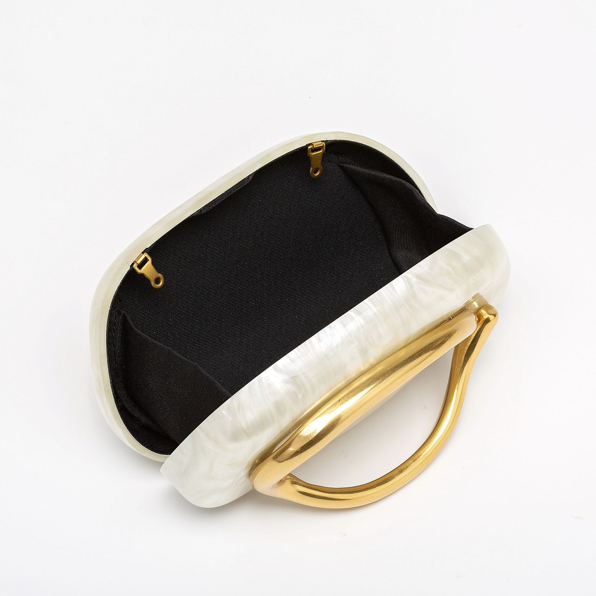 Margovil Trendy Chain Metal Handle Evening Handbag